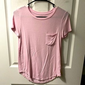 baby pink soft tee with front pocket